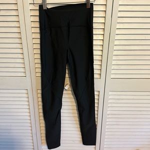 Carbon 38 black leggings
